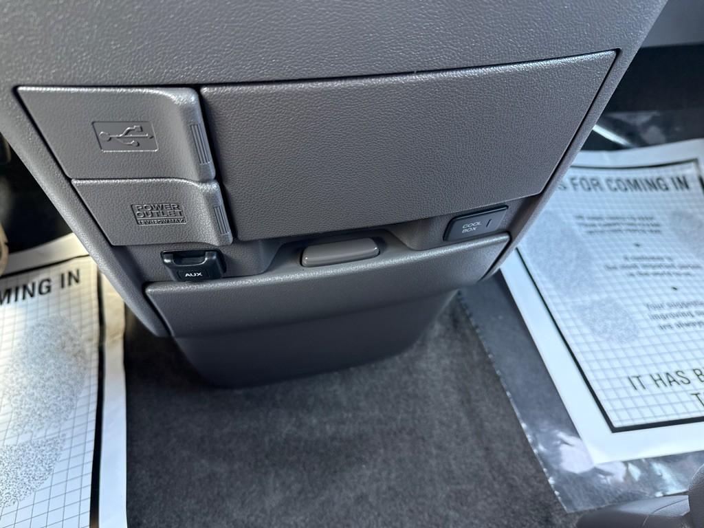 2016 Honda Odyssey Image 14