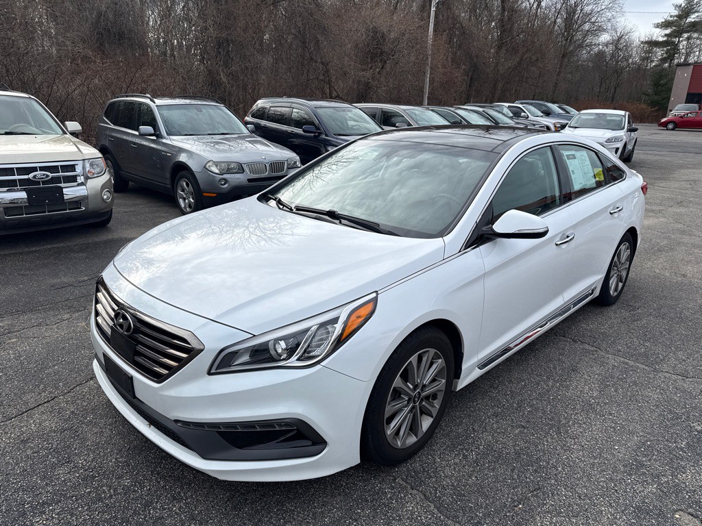 2016 Hyundai Sonata Image 1