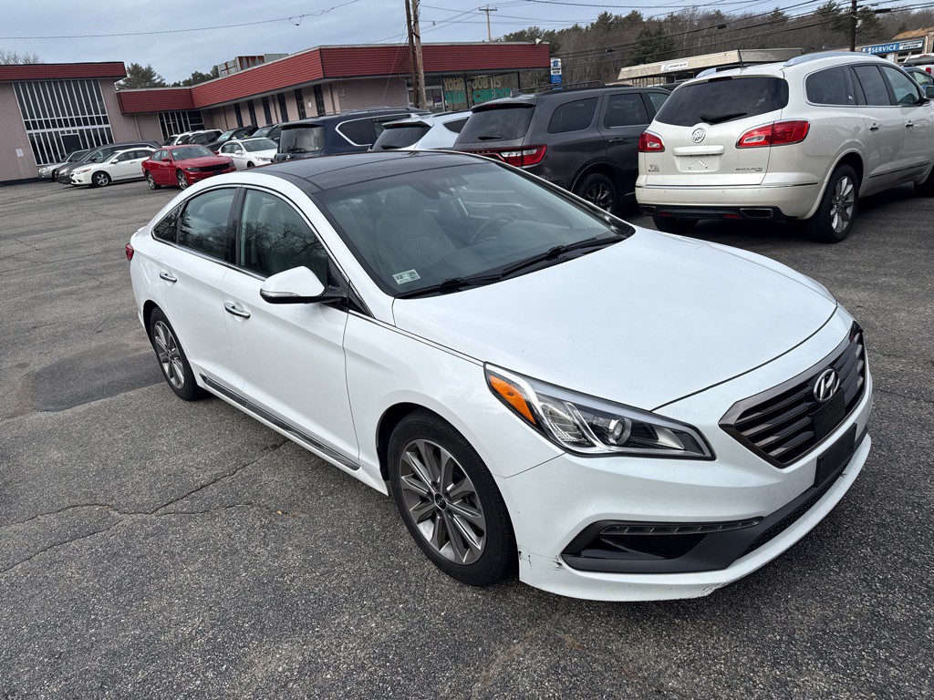 2016 Hyundai Sonata Image 2