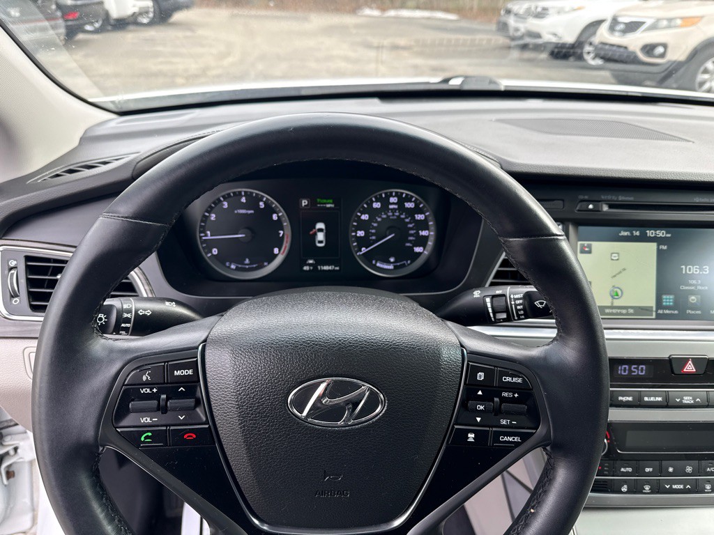 2016 Hyundai Sonata Image 10