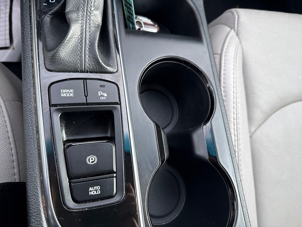 2016 Hyundai Sonata Image 20