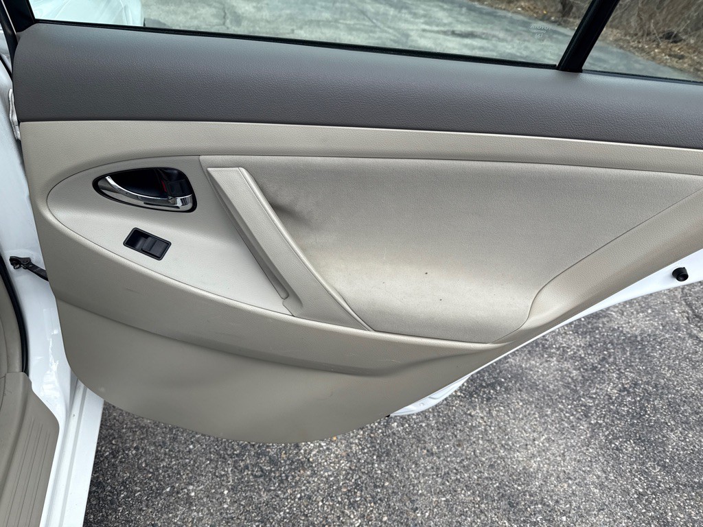 2009 Toyota Camry Image 19