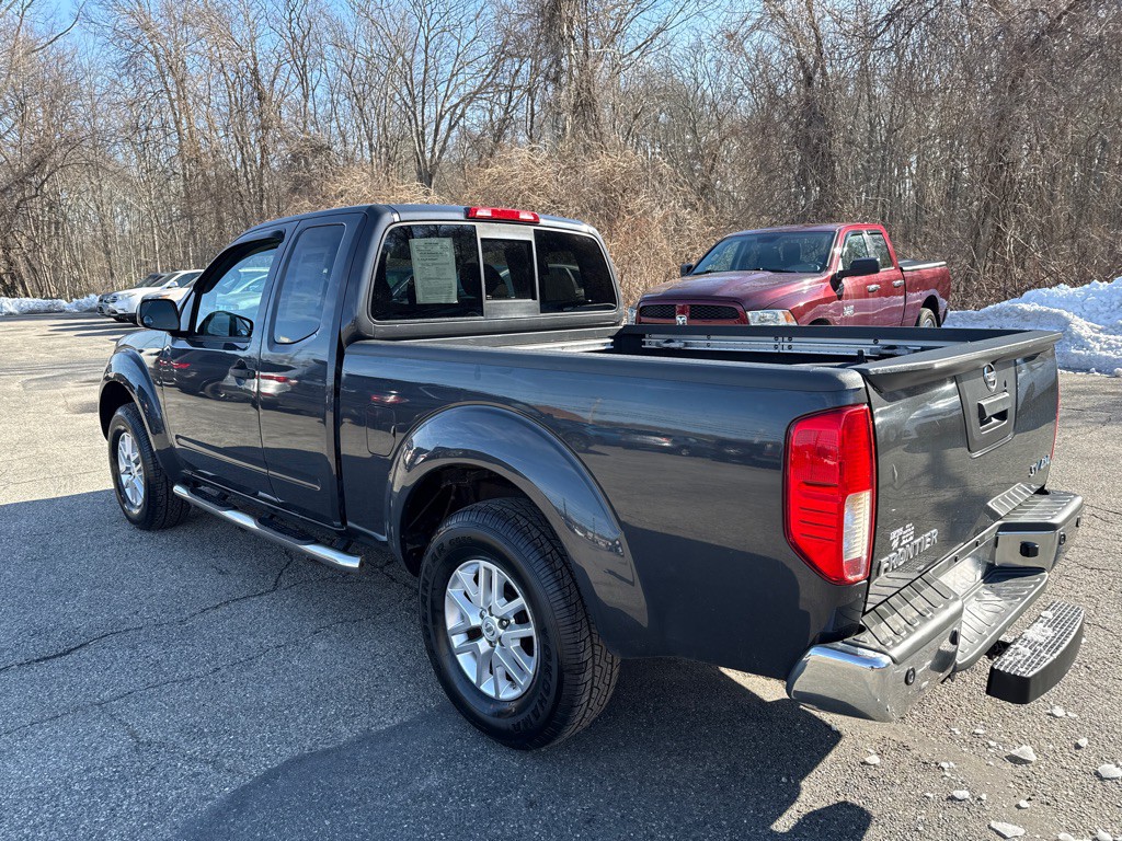 2015 Nissan Frontier Image 4