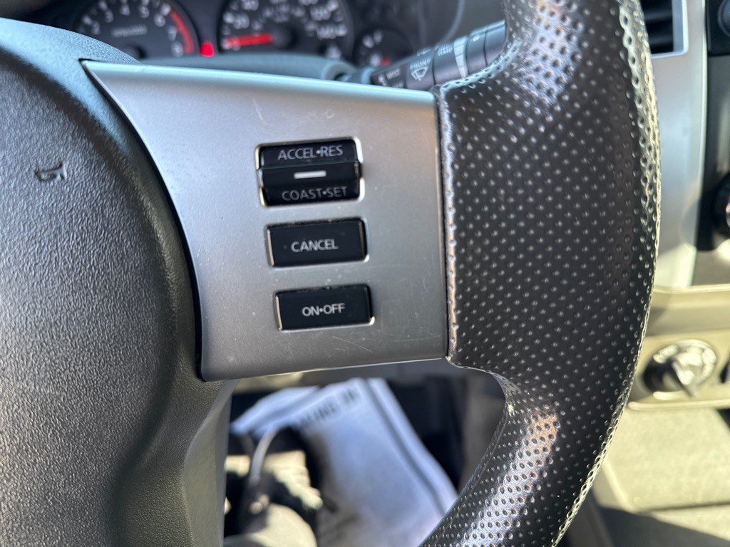 2015 Nissan Frontier Image 10