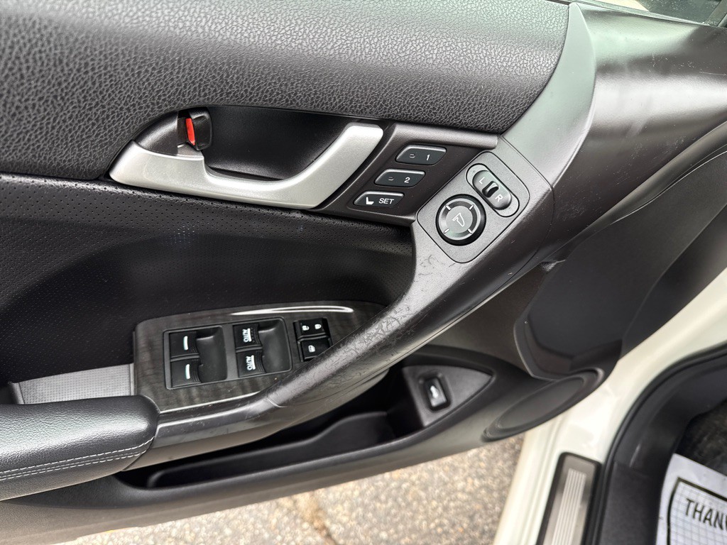 2011 Acura TSX Image 6