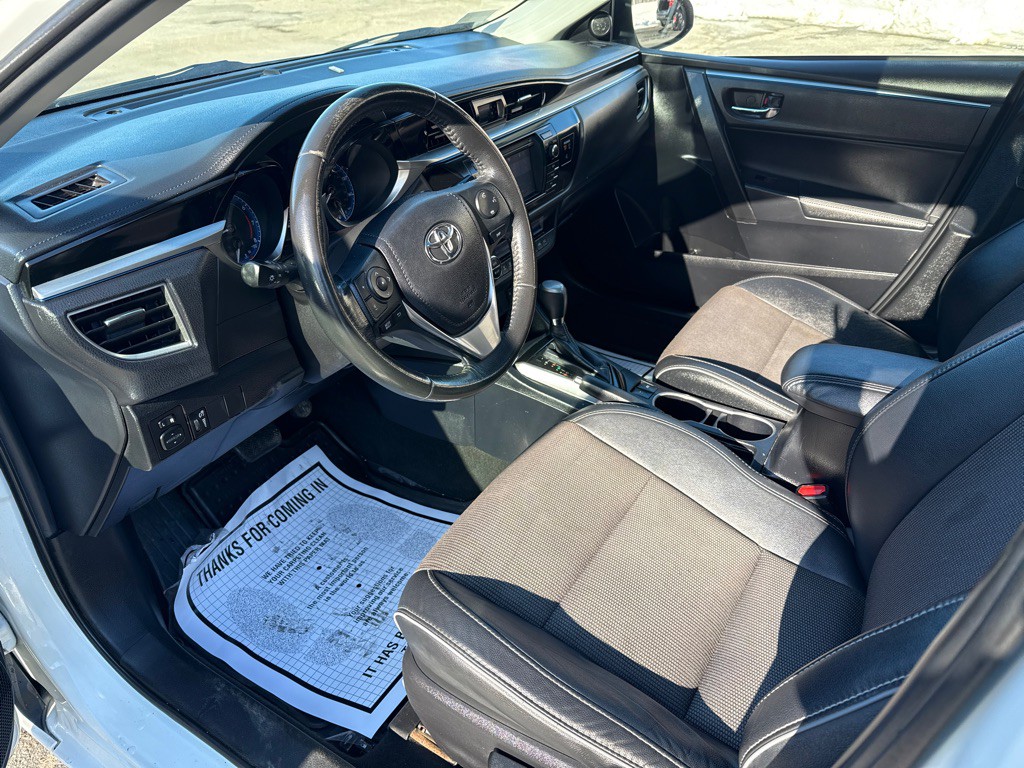 2016 Toyota Corolla Image 5