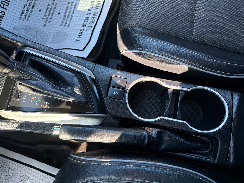 2016 Toyota Corolla Image 14