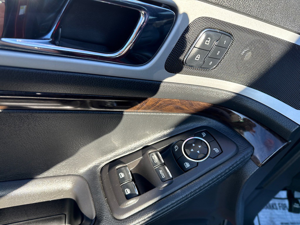 2015 Ford Explorer Image 7