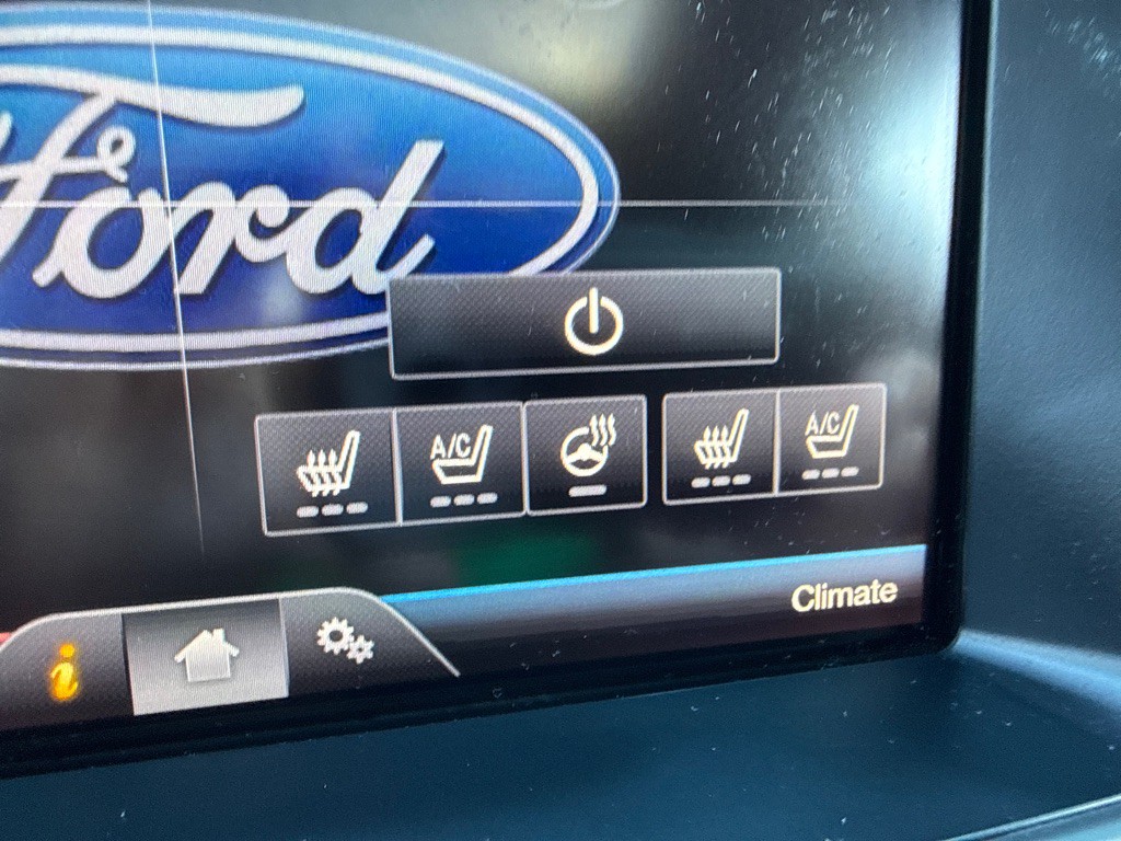 2015 Ford Explorer Image 14