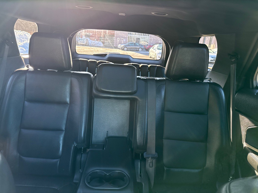 2015 Ford Explorer Image 22