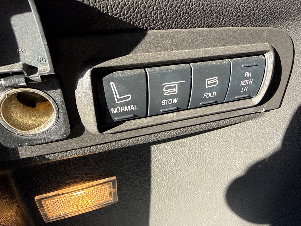 2015 Ford Explorer Image 28