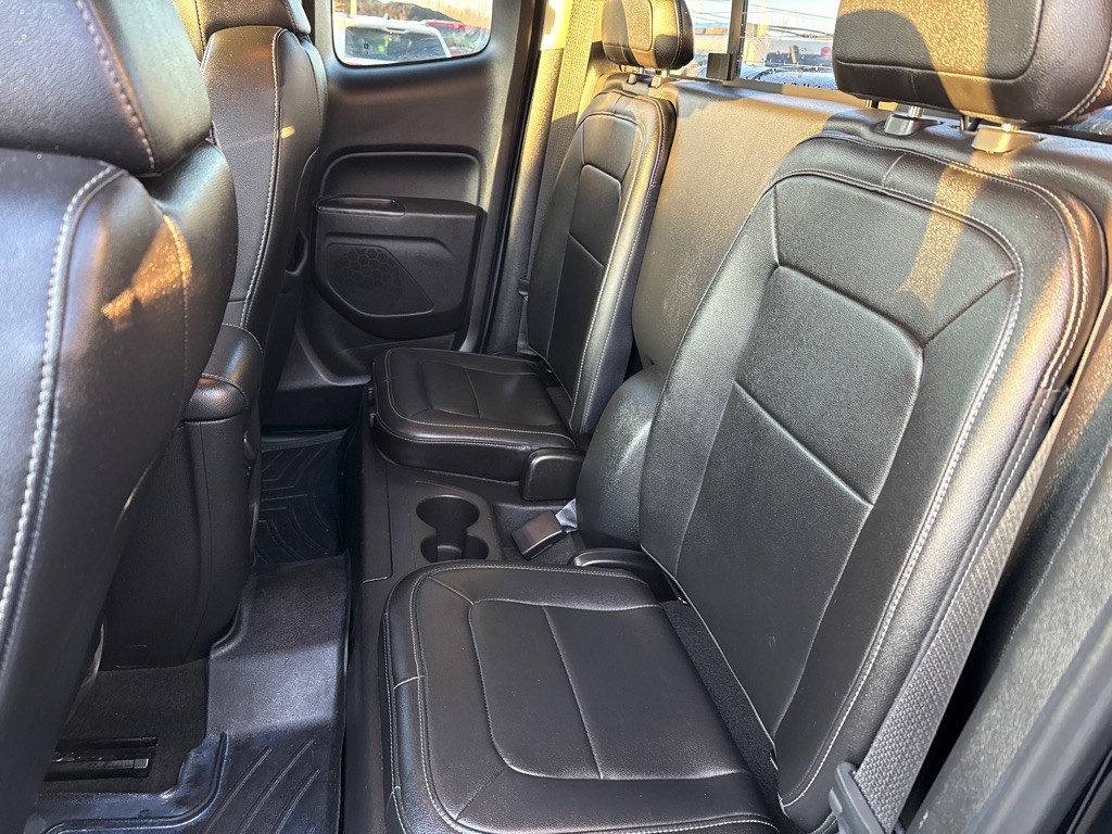 2016 GMC Canyon Image 11