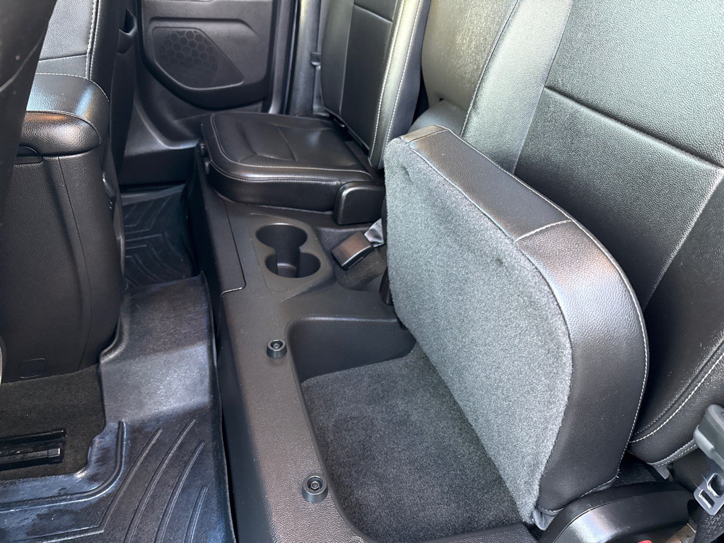 2016 GMC Canyon Image 13