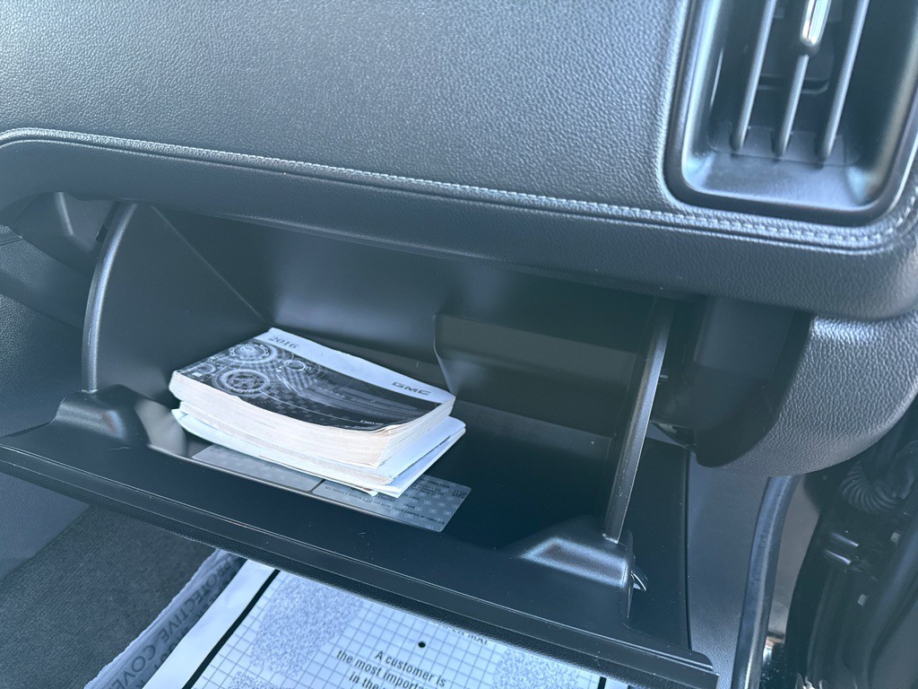 2016 GMC Canyon Image 30