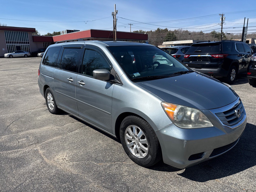 2010 Honda Odyssey Image 2