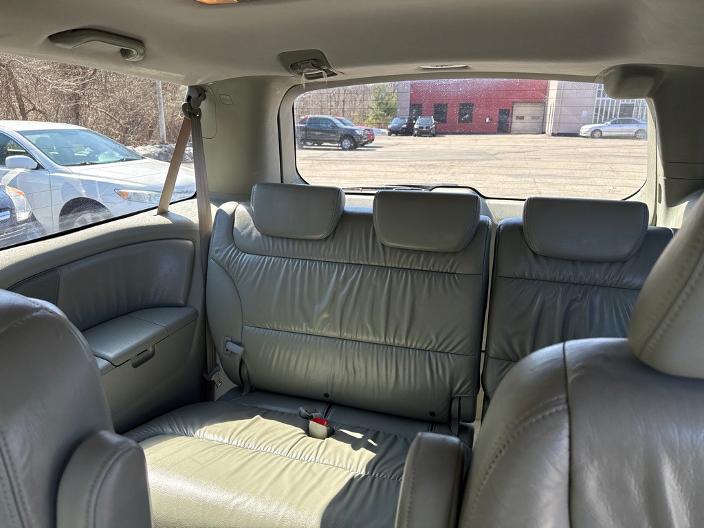 2010 Honda Odyssey Image 21