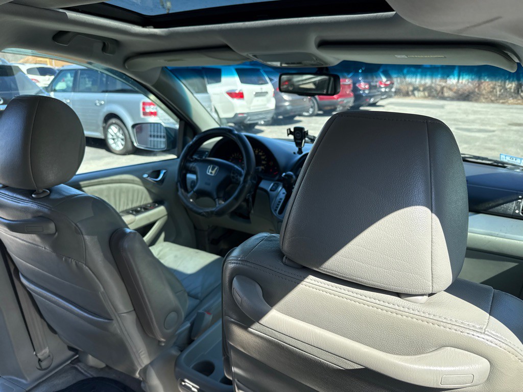 2010 Honda Odyssey Image 27