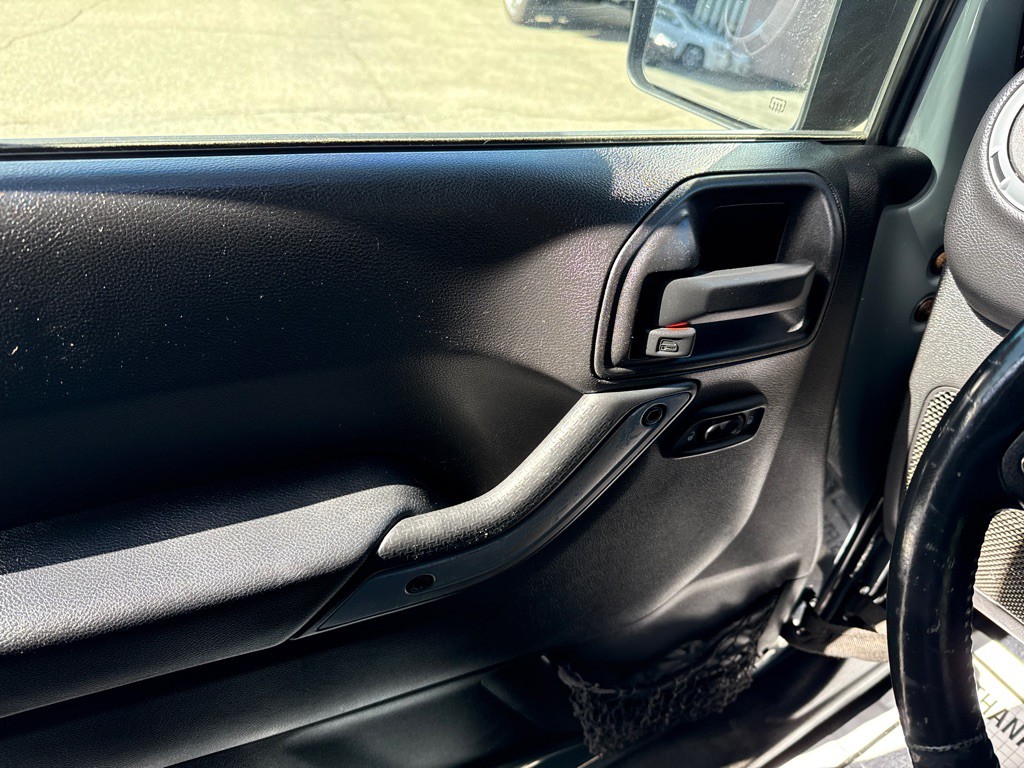 2014 Jeep Wrangler Unlimited Image 17