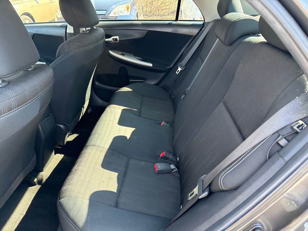 2012 Toyota Corolla Image 16