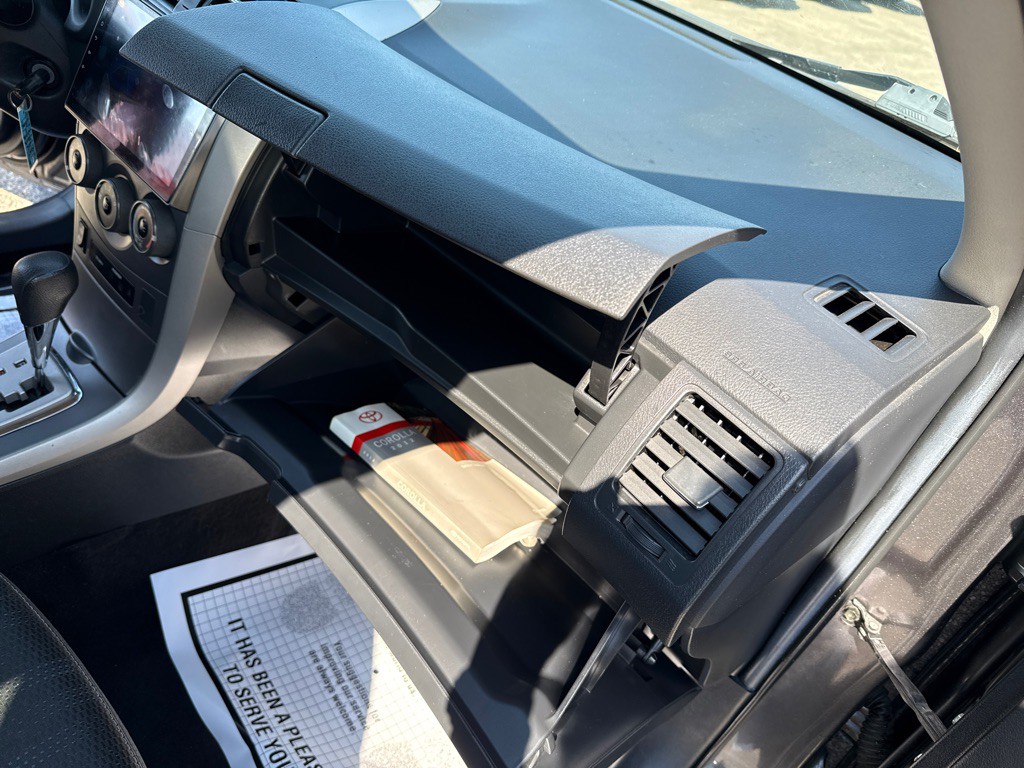 2012 Toyota Corolla Image 23