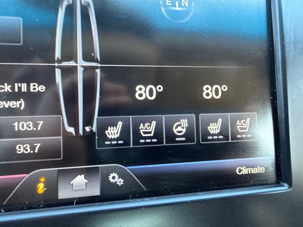 2016 Lincoln MKZ Image 15