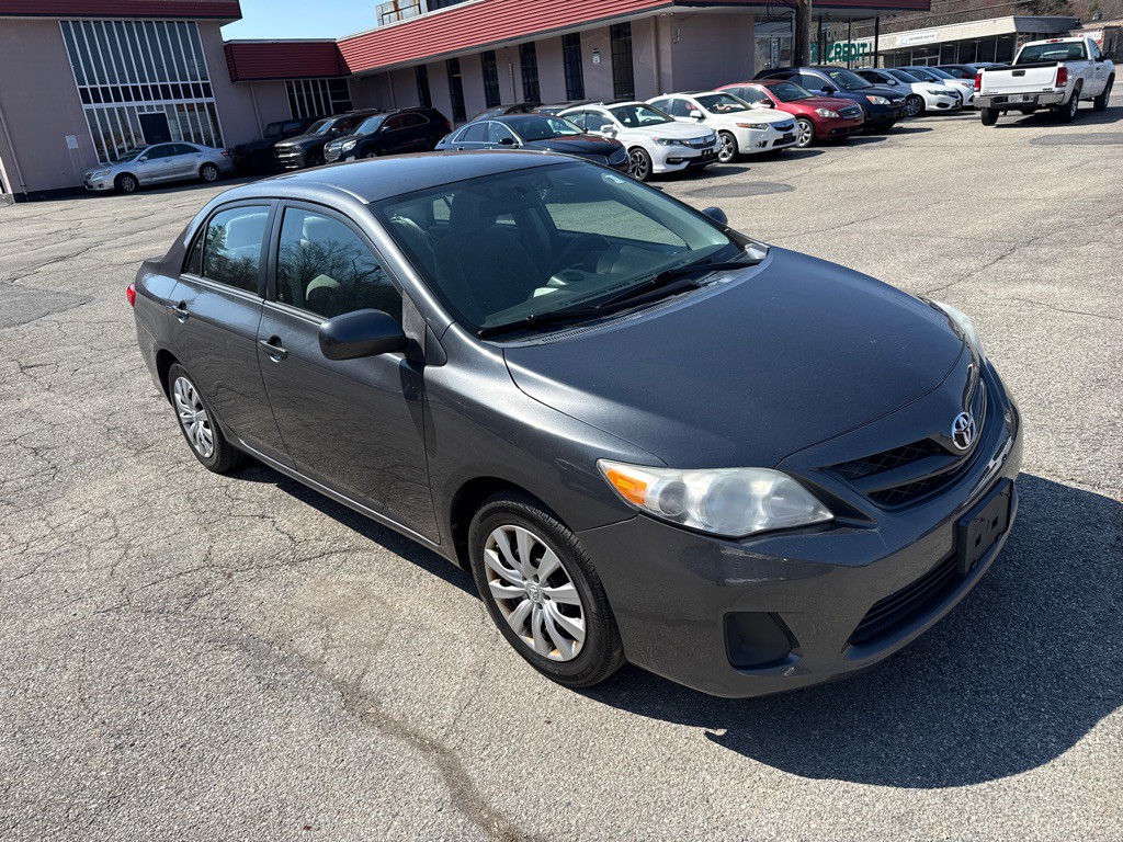 2012 Toyota Corolla Image 2