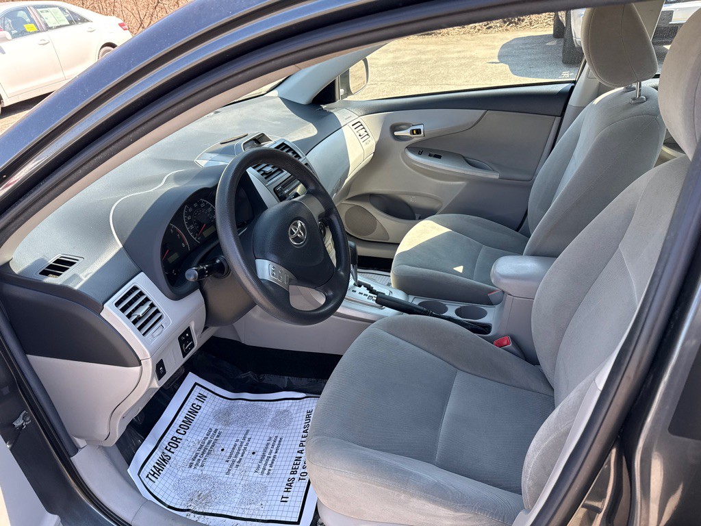 2012 Toyota Corolla Image 5