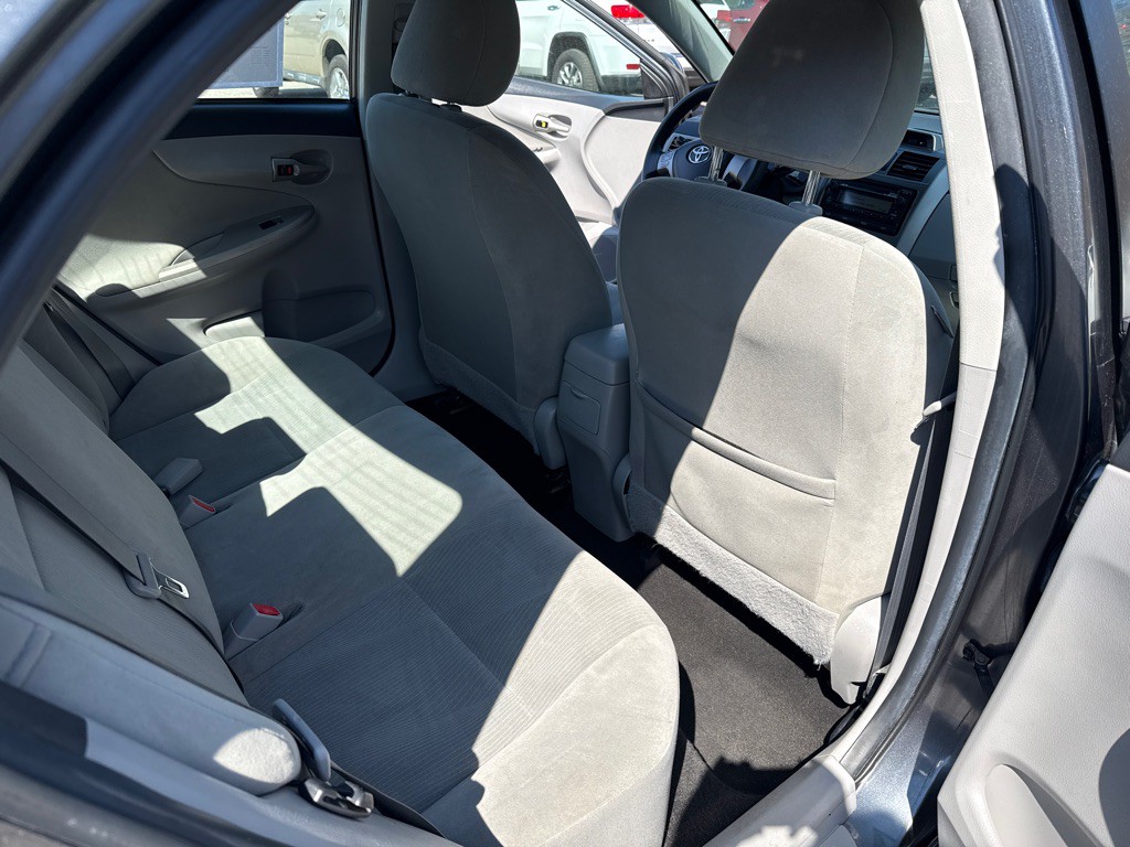 2012 Toyota Corolla Image 17