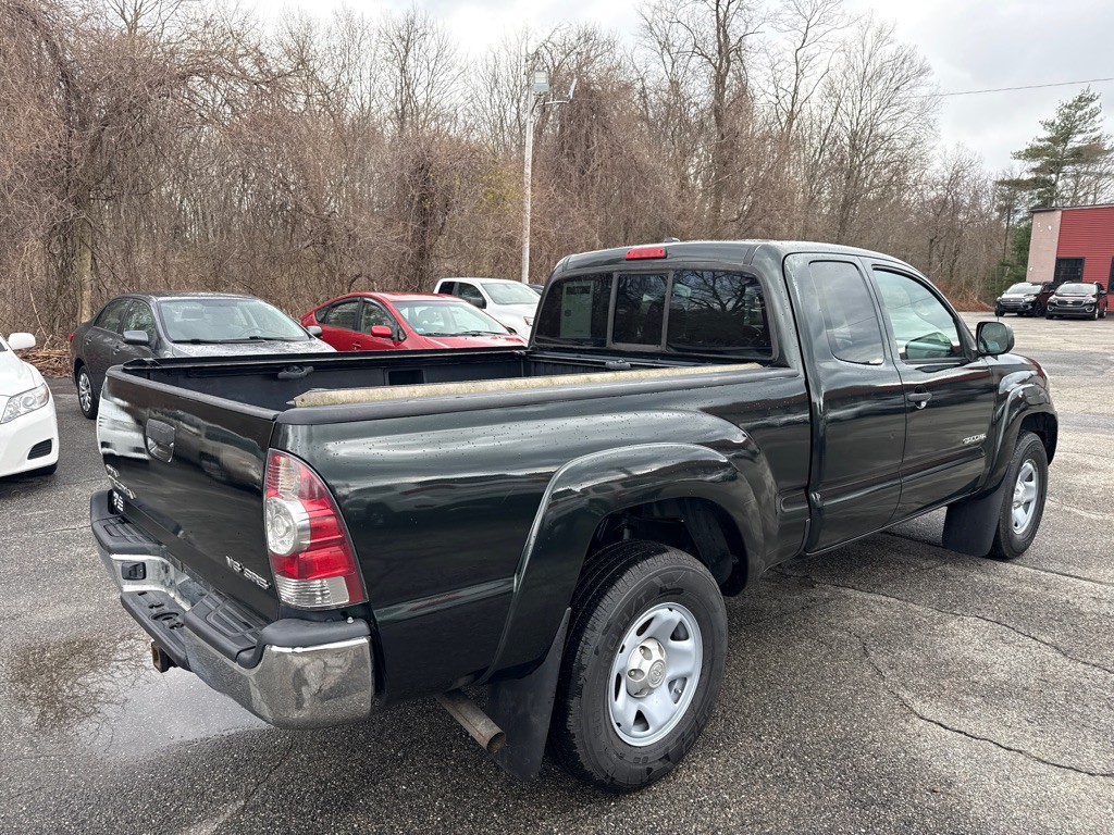2010 Toyota Tacoma Image 3