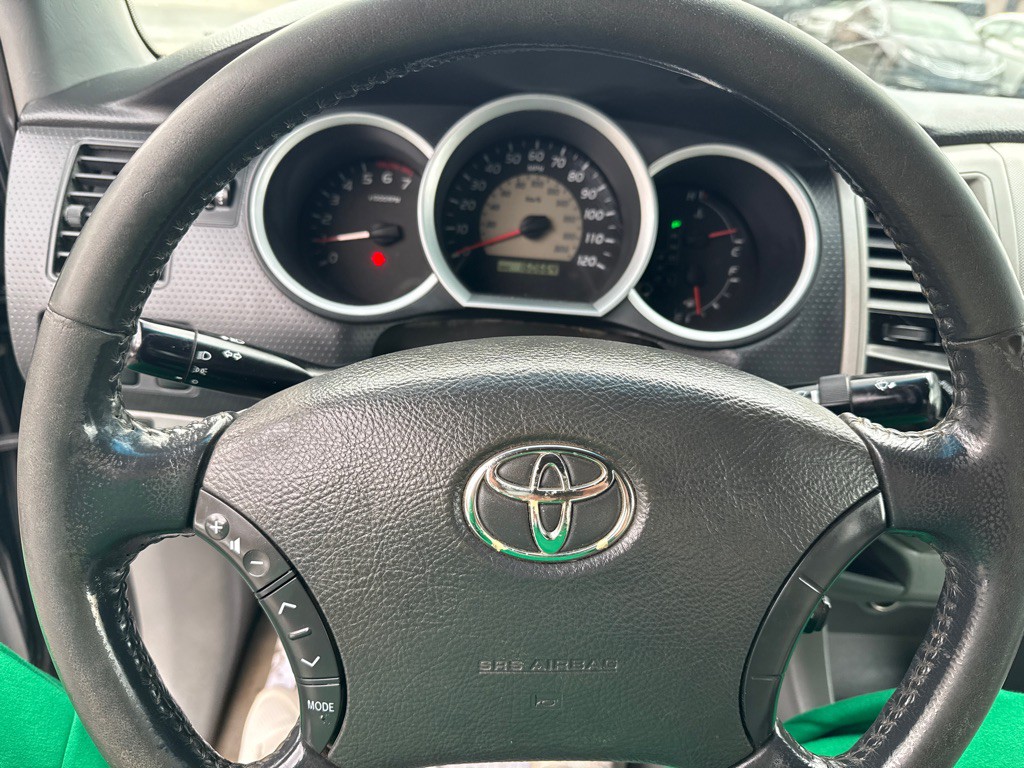 2010 Toyota Tacoma Image 9
