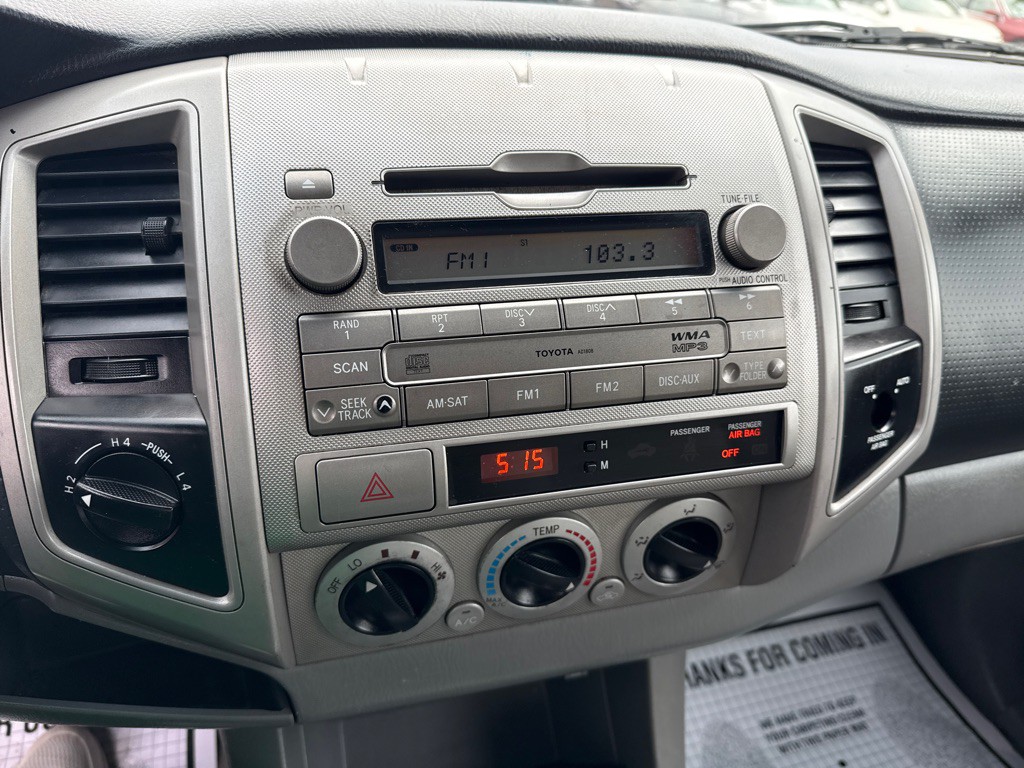 2010 Toyota Tacoma Image 10