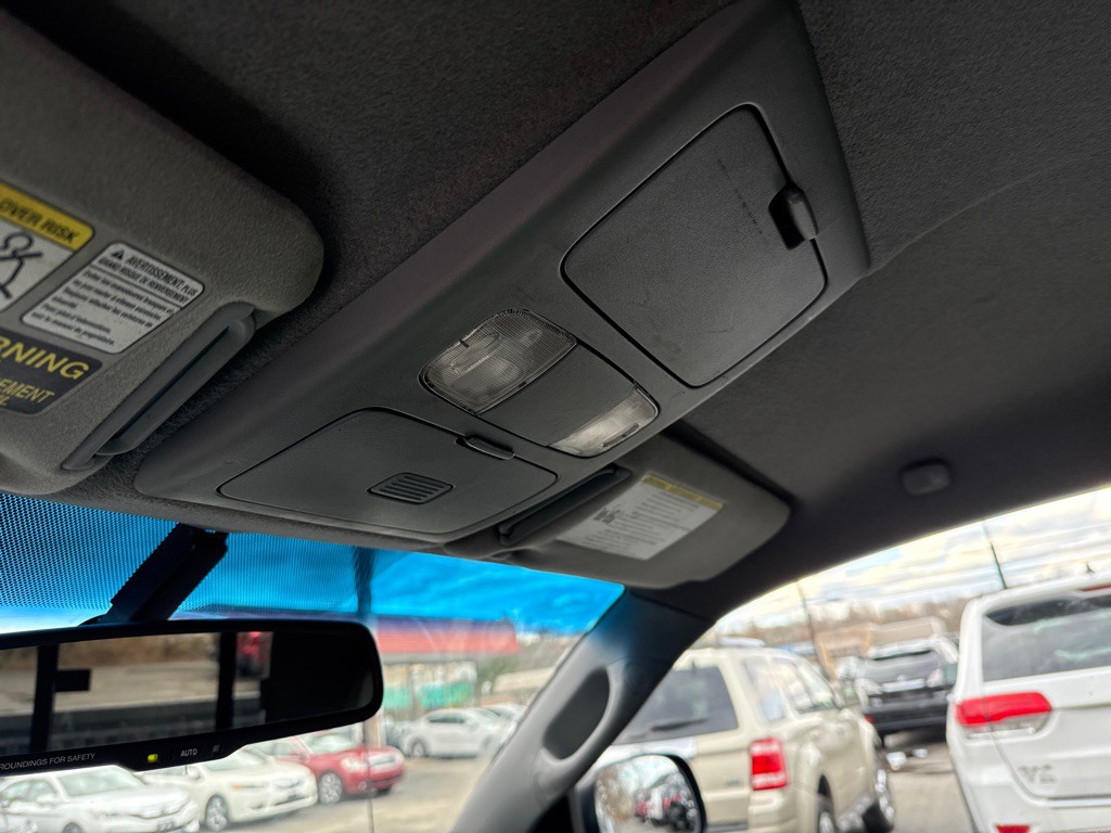 2010 Toyota Tacoma Image 13