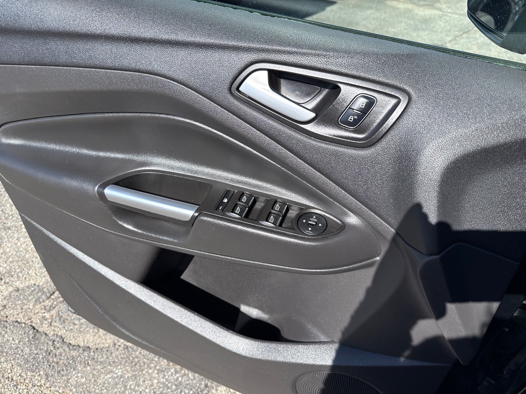 2017 Ford Escape Image 6
