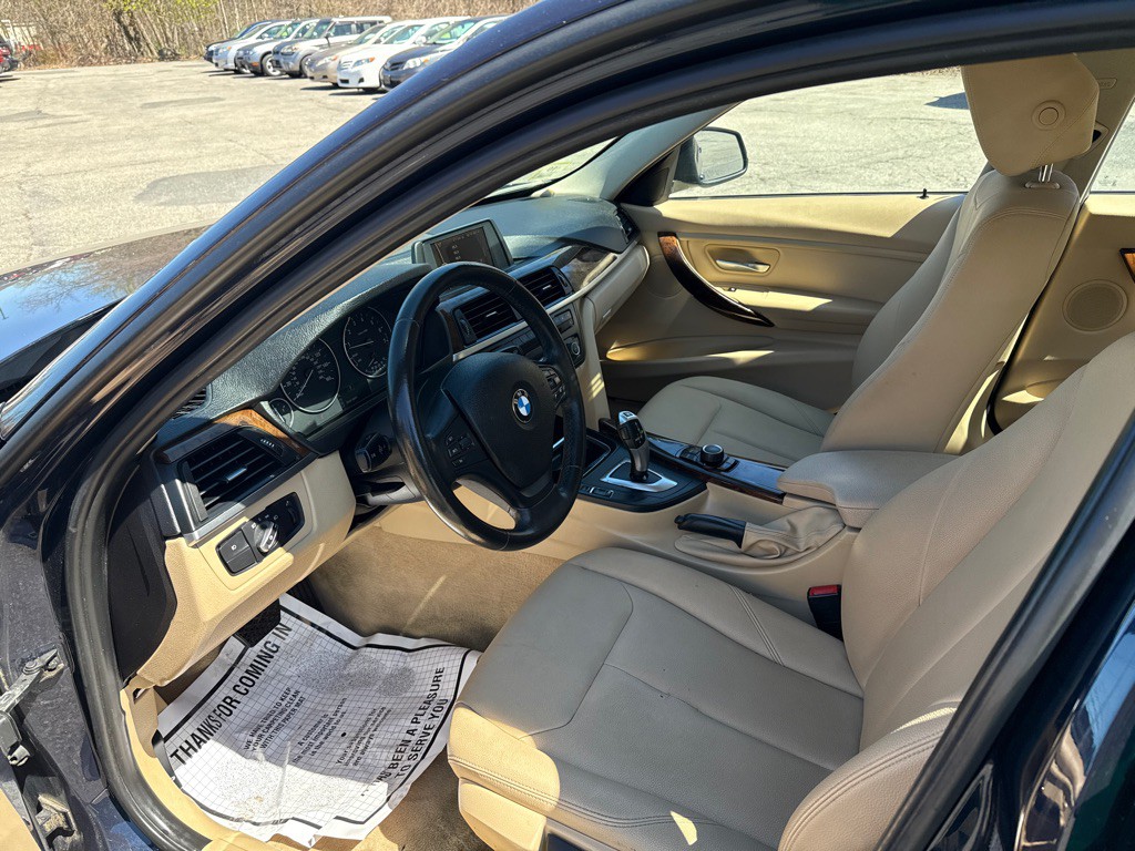 2014 BMW 3 Series Image 5