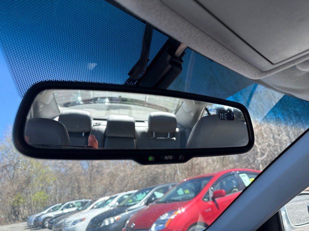 2011 Toyota Camry Image 18