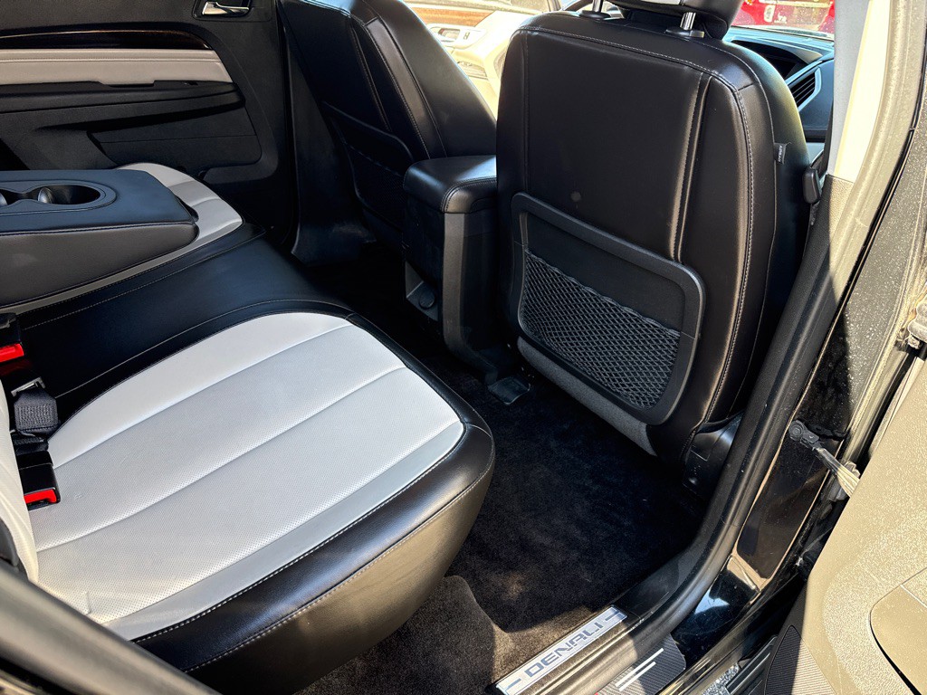 2017 GMC Terrain Image 25