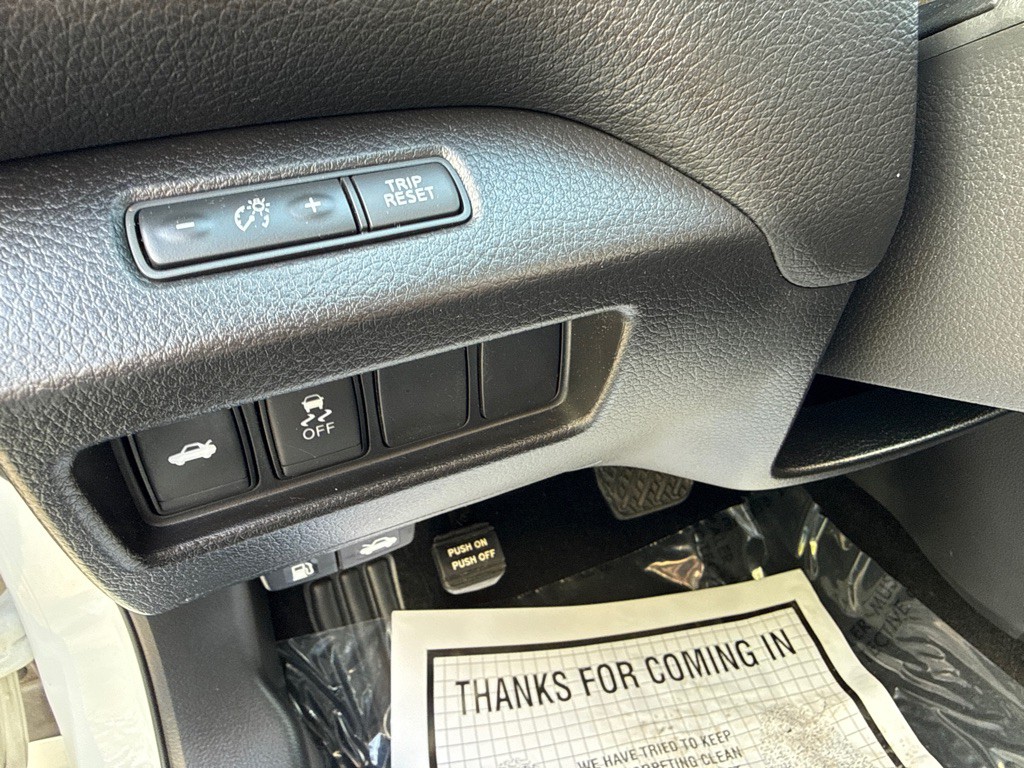 2017 Nissan Altima Image 8