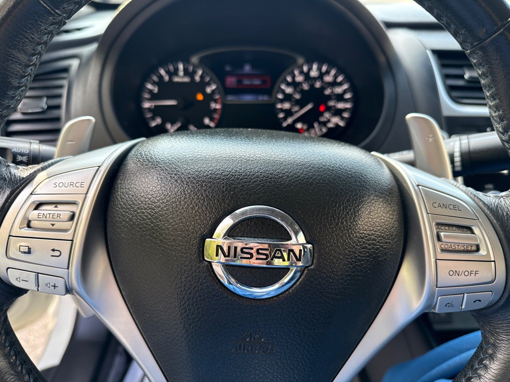 2017 Nissan Altima Image 9