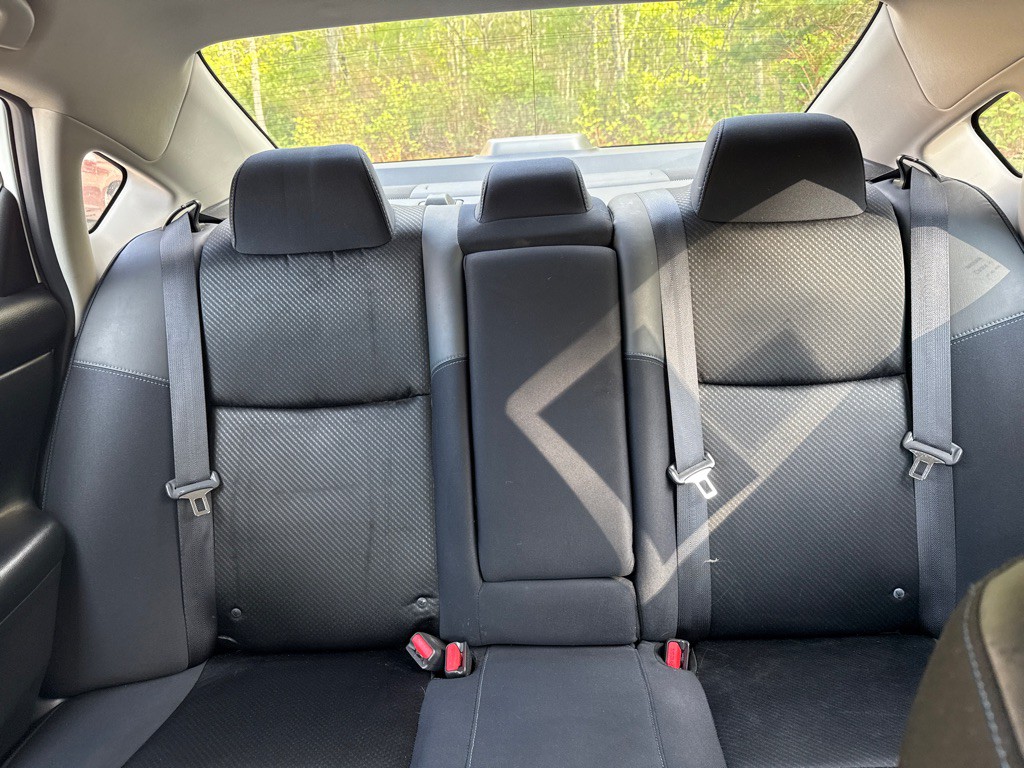 2017 Nissan Altima Image 19