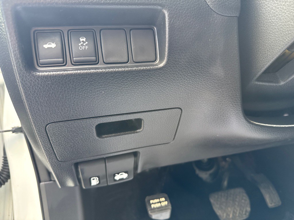2017 Nissan Altima Image 21