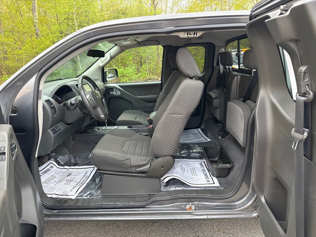 2021 Nissan Frontier Image 6