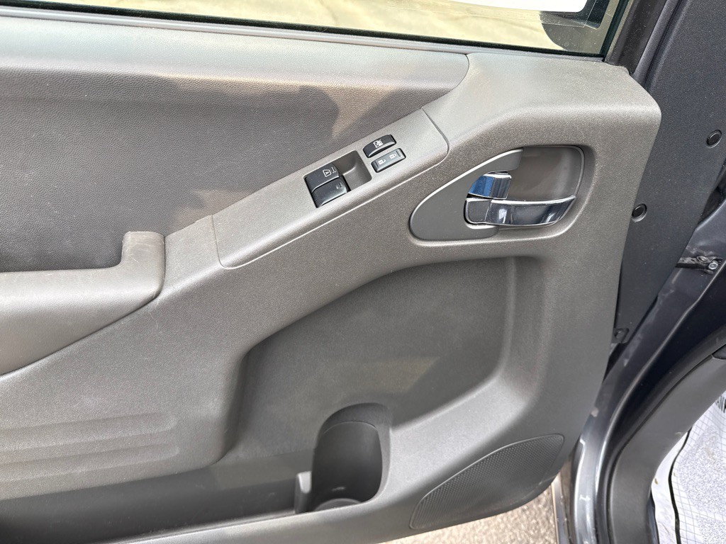 2021 Nissan Frontier Image 7