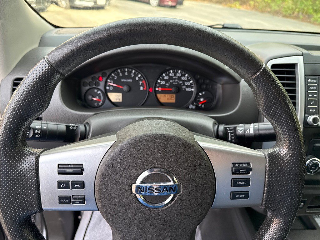 2021 Nissan Frontier Image 9