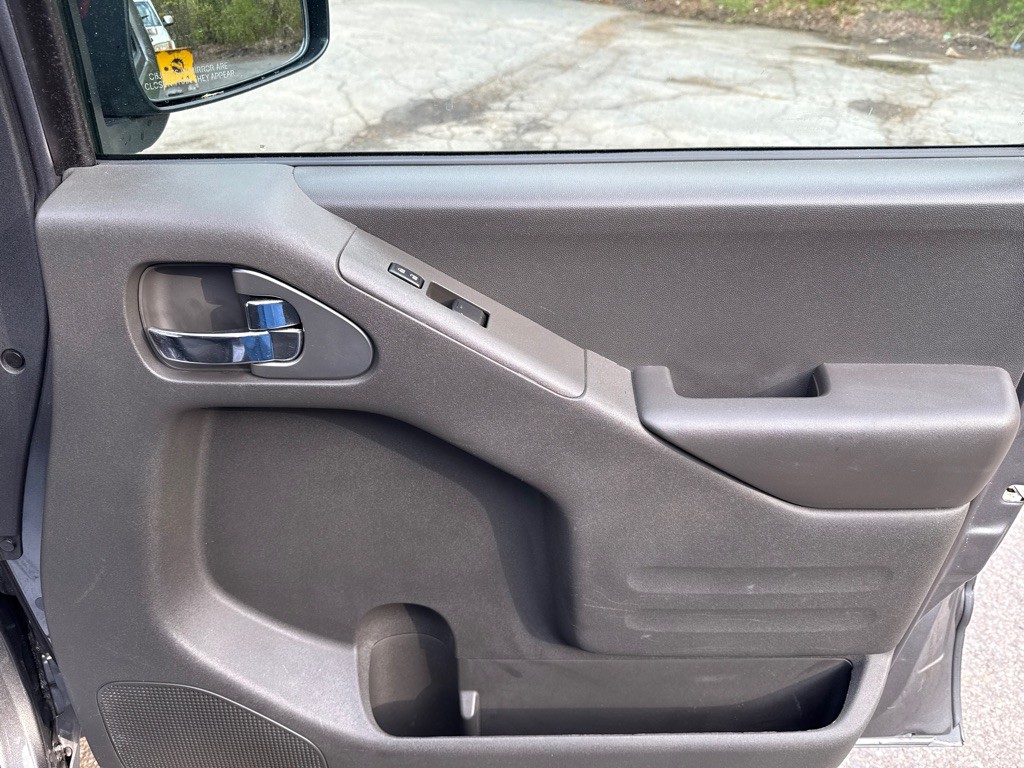 2021 Nissan Frontier Image 27