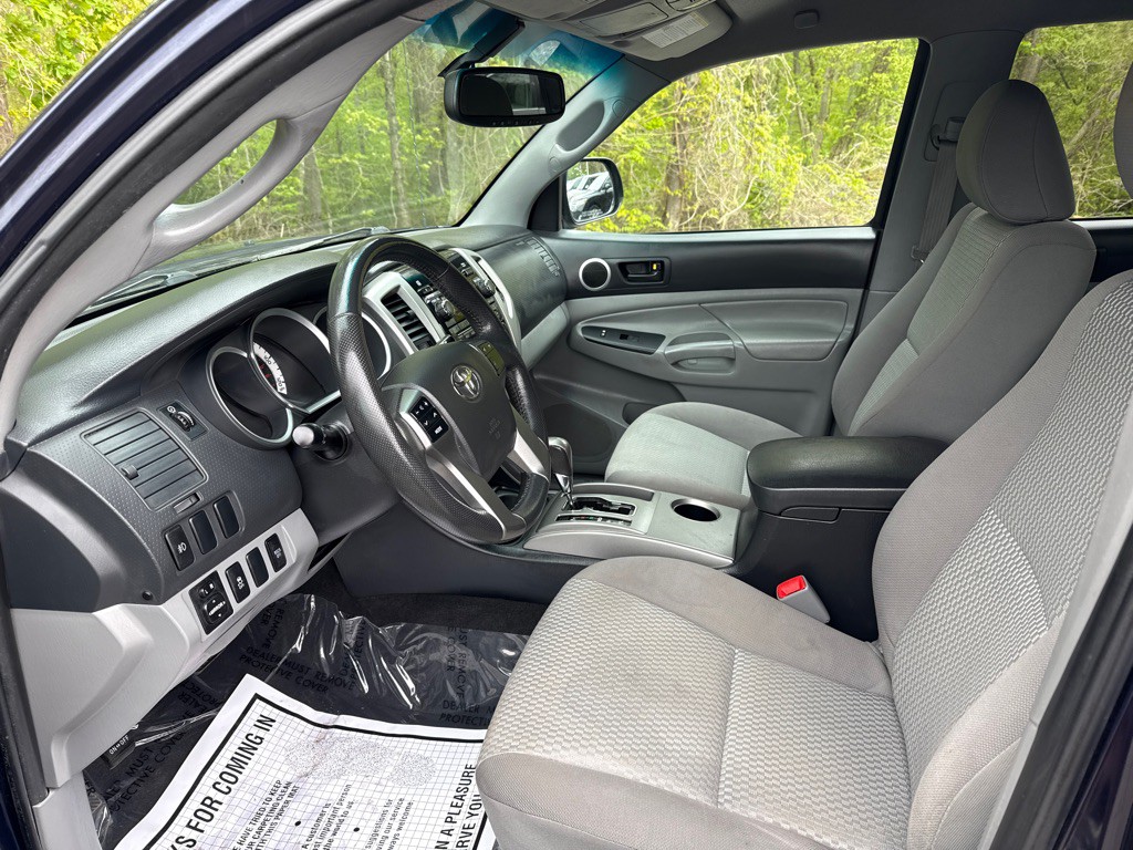 2012 Toyota Tacoma Image 6