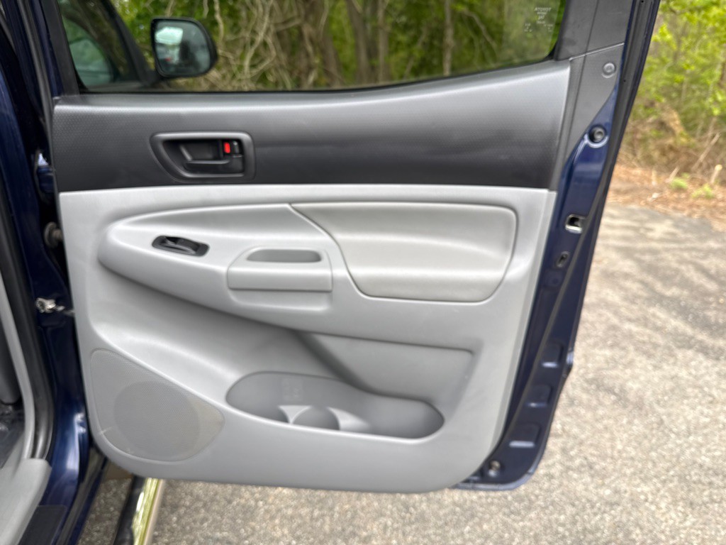 2012 Toyota Tacoma Image 29