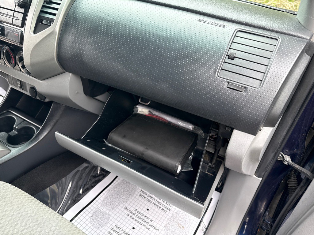 2012 Toyota Tacoma Image 32