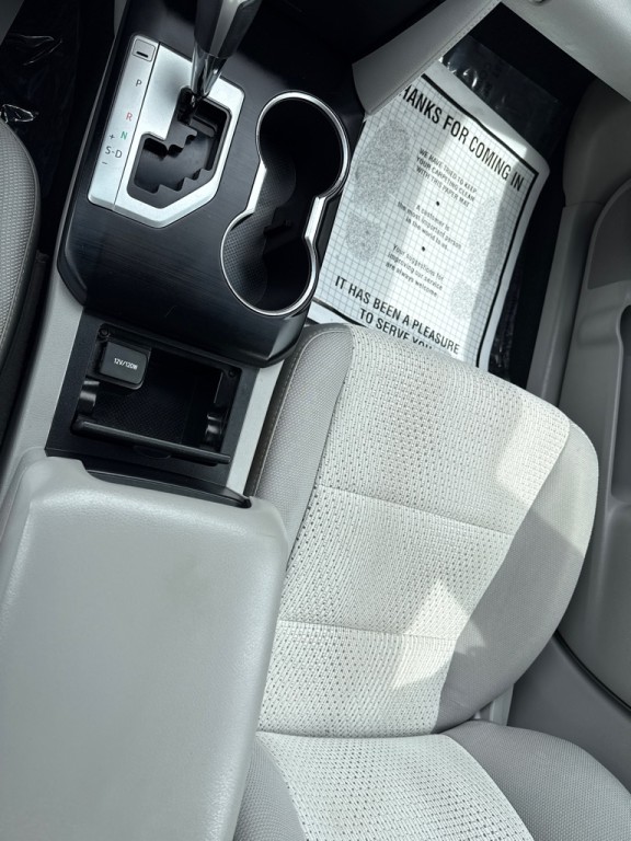 2014 Toyota Camry Image 15
