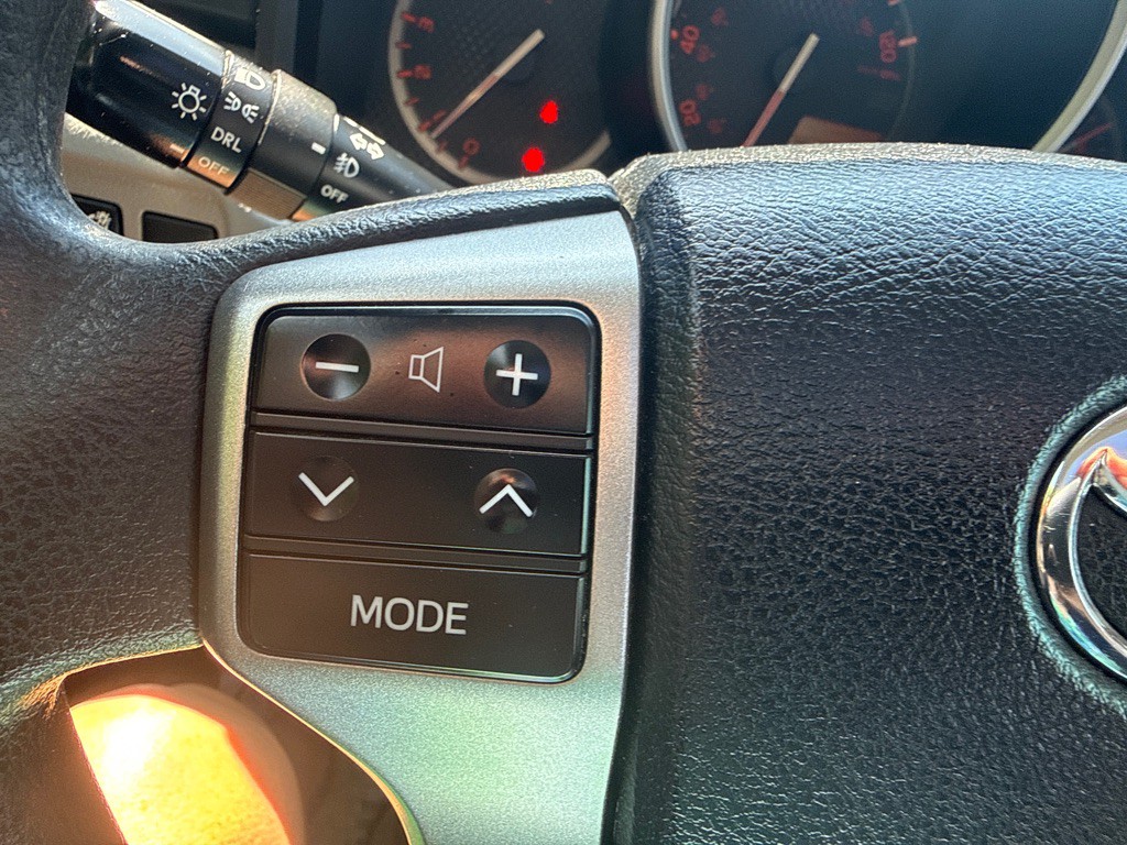 2013 Toyota 4Runner Image 13