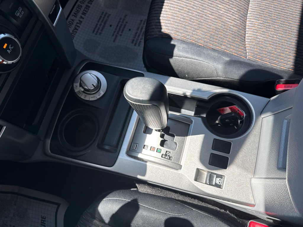 2013 Toyota 4Runner Image 20